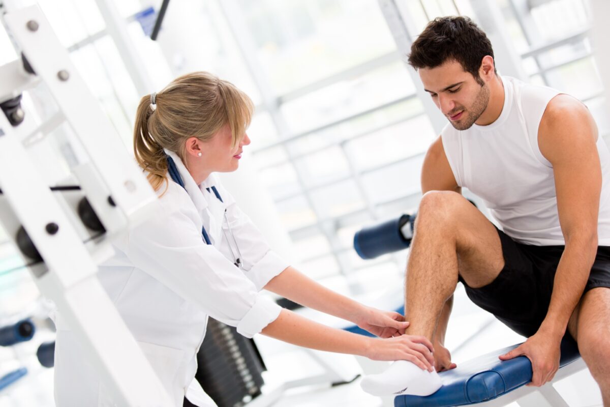 Sports Injury: When Should You See a Doctor